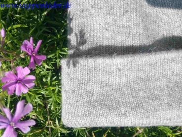 Preview: 100% Yak-Wolle (Beanie) Mütze in Glattstrick grau - Größe S